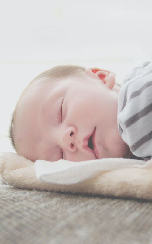 baby breathing through nose but mouth open