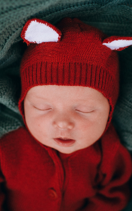 baby sleeps with mouth open but breathes through nose