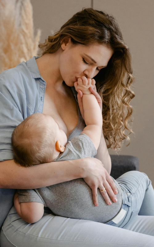 what to eat while breastfeeding to increase baby weight