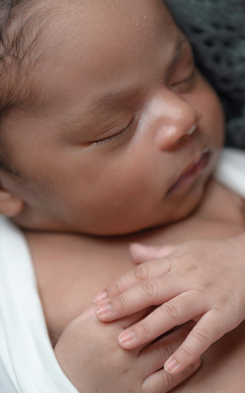 Newborn hiccups after feeding